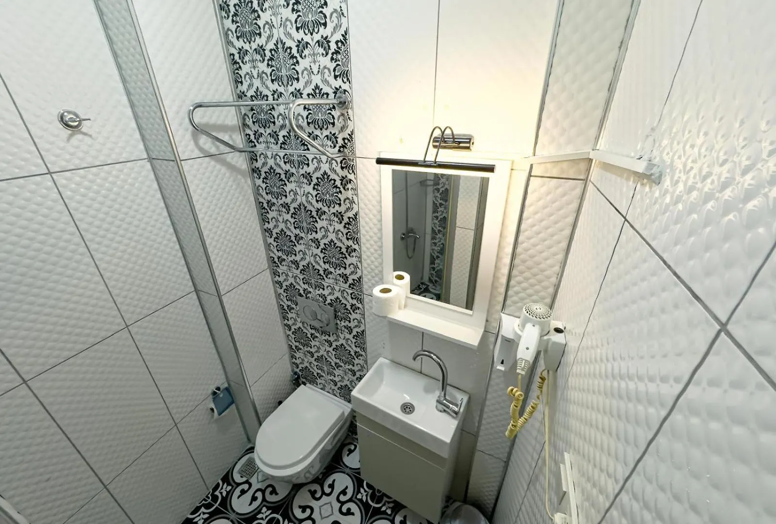 House Hotel 1 Istanbul 0*,