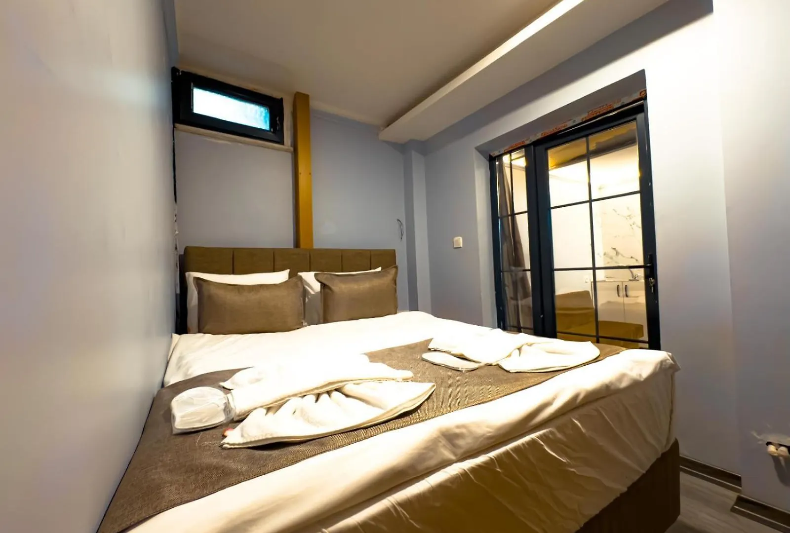 House Hotel 1 Istanbul 0*,