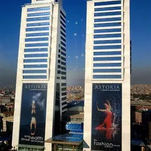 Kempinski Residences Astoria Otel